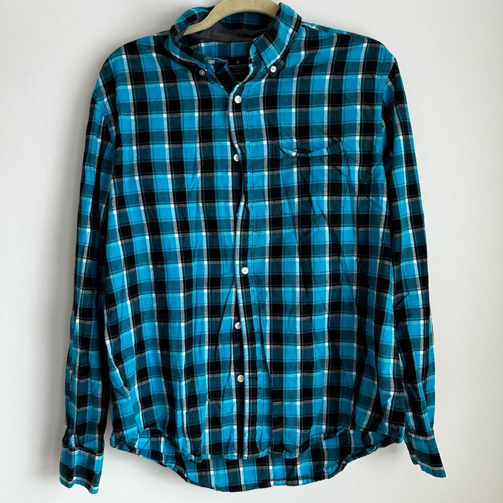 American Eagle Blue Plaid Long Sleeve Button Up Size L